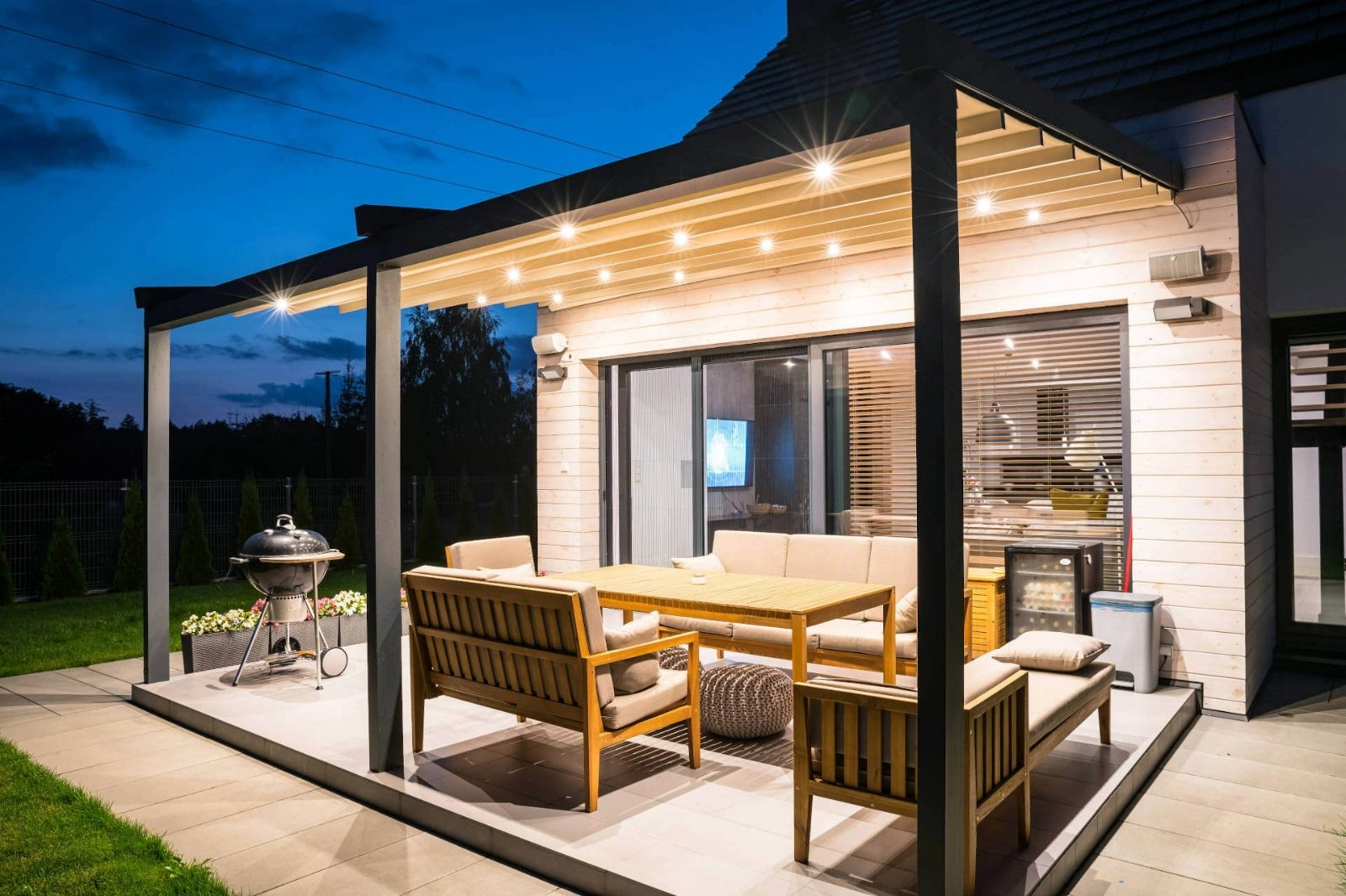 Doğayla Uyumlu, Modern ve Konforlu Pergola ve Tente Tasarımları